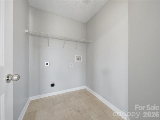 1968 8th Street Lane SE, Hickory, NC 28602