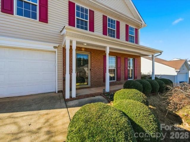 1968 8th Street Lane SE, Hickory, NC 28602
