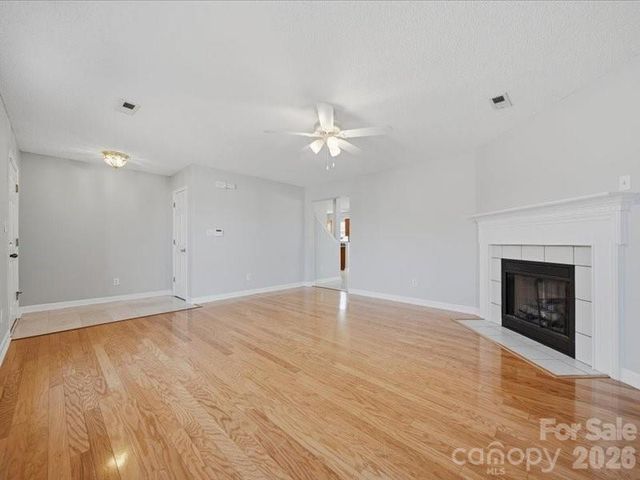 1968 8th Street Lane SE, Hickory, NC 28602