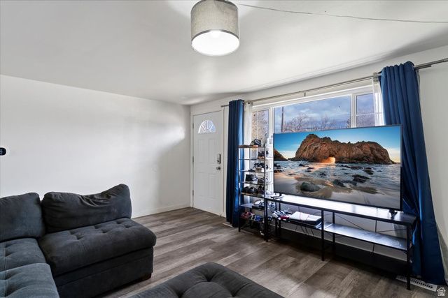 1211 N MALA, Layton, UT 84041