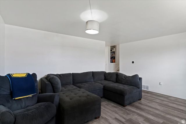 1211 N MALA, Layton, UT 84041