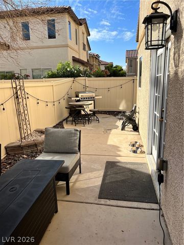 8168 Finch Feather Street, Las Vegas, NV 89143