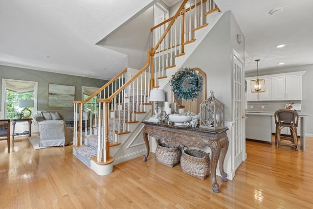 11 Jones Rd, Middleton, MA 01949