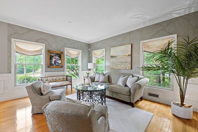 11 Jones Rd, Middleton, MA 01949