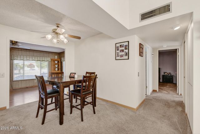 11034 W CRESTBROOK Drive, Sun City, AZ 85351