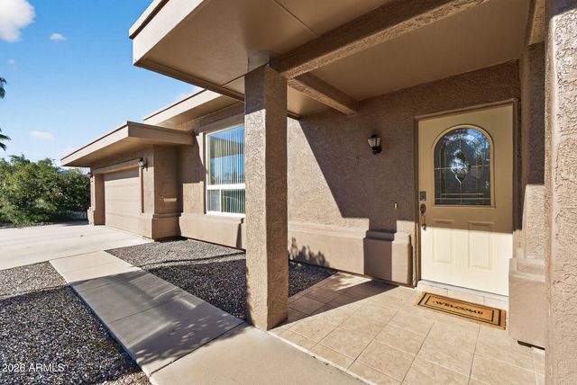 11034 W CRESTBROOK Drive, Sun City, AZ 85351