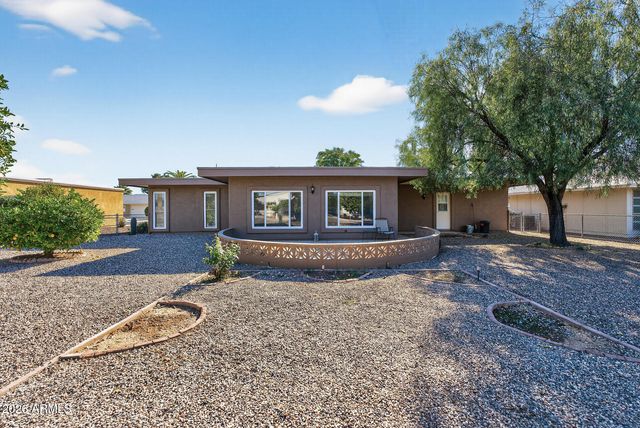 11034 W CRESTBROOK Drive, Sun City, AZ 85351