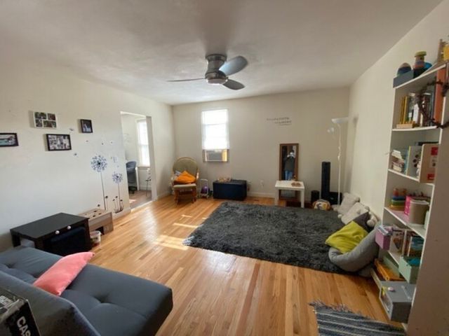 72 School St. 1, Cambridge, MA 02139
