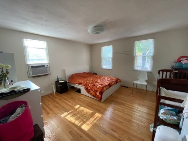 72 School St. 1, Cambridge, MA 02139