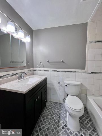 2904 11TH ST NW, Washington, DC 20001