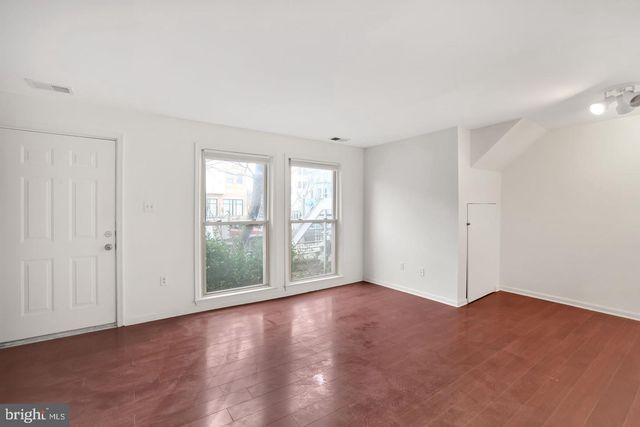 2904 11TH ST NW, Washington, DC 20001