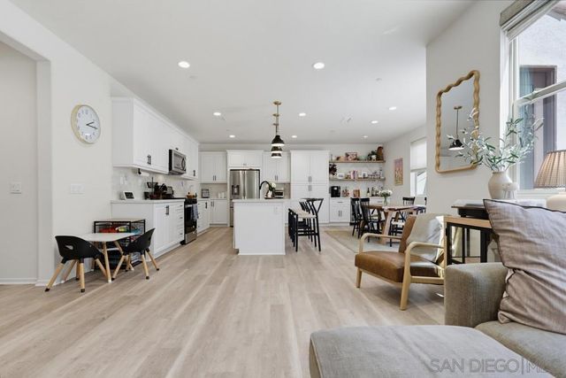 709 Merit Dr, San Marcos, CA 92078