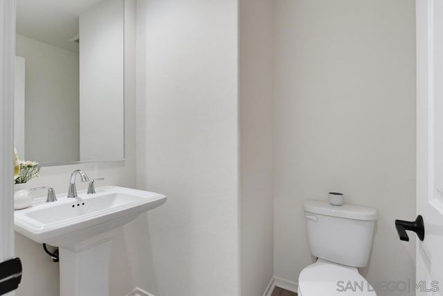 709 Merit Dr, San Marcos, CA 92078