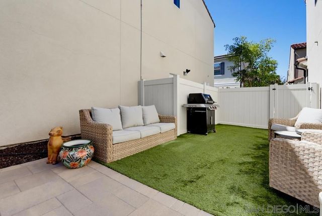 709 Merit Dr, San Marcos, CA 92078