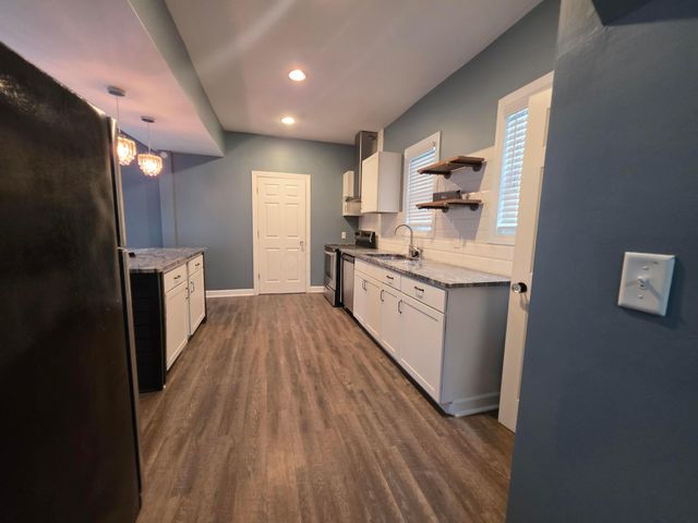 297 Johnson Street, Columbus, OH 43203