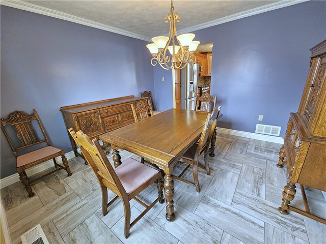 625 Preferred Drive, South Franklin, PA 15301