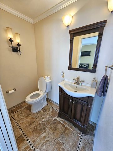 625 Preferred Drive, South Franklin, PA 15301