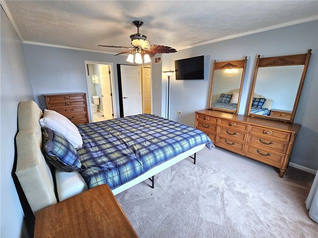 625 Preferred Drive, South Franklin, PA 15301