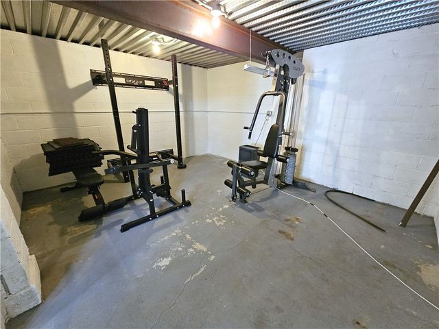 625 Preferred Drive, South Franklin, PA 15301