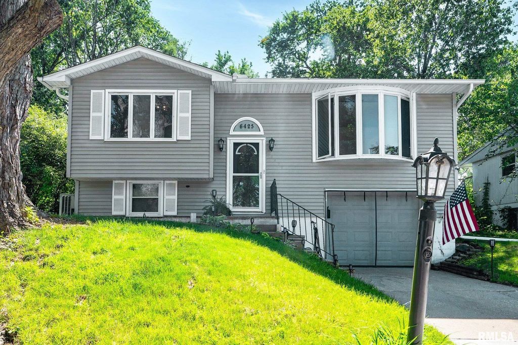 6425 N DEVONSHIRE Drive, Peoria, IL 61615