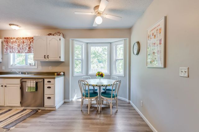 4034 N Rushwood Cir, Wichita, KS 67226