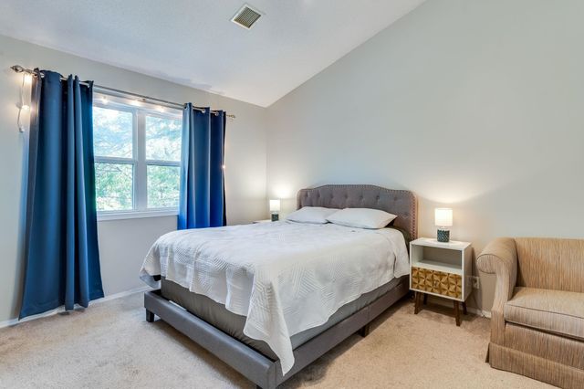 4034 N Rushwood Cir, Wichita, KS 67226