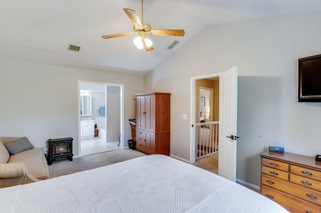 4034 N Rushwood Cir, Wichita, KS 67226