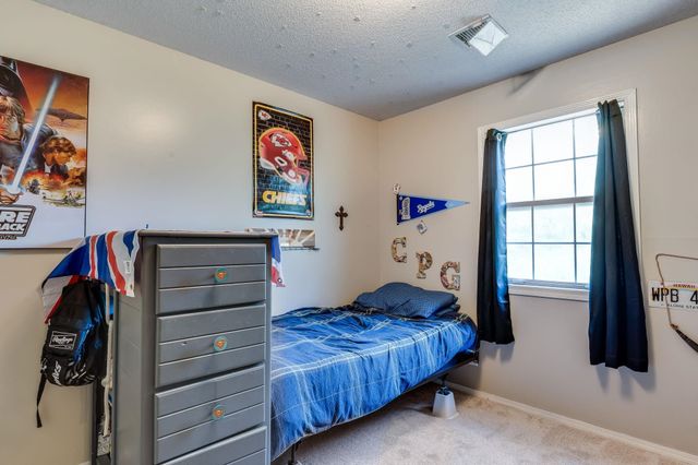 4034 N Rushwood Cir, Wichita, KS 67226