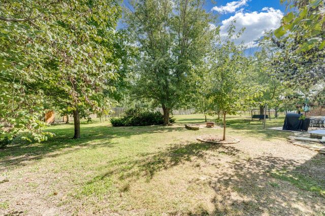 4034 N Rushwood Cir, Wichita, KS 67226