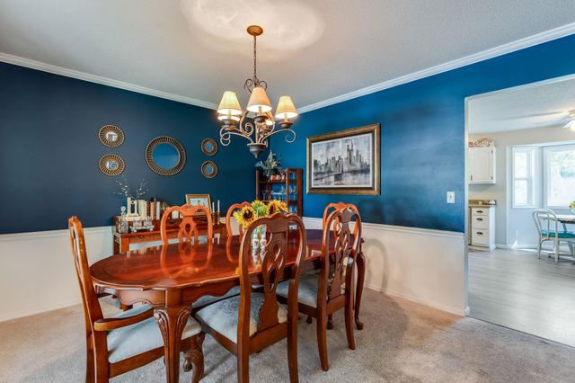 4034 N Rushwood Cir, Wichita, KS 67226