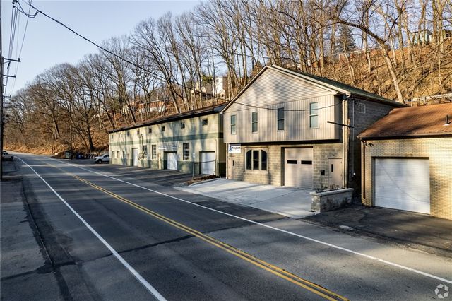 100 Mcneilly Rd, Baldwin Twp, PA 15226