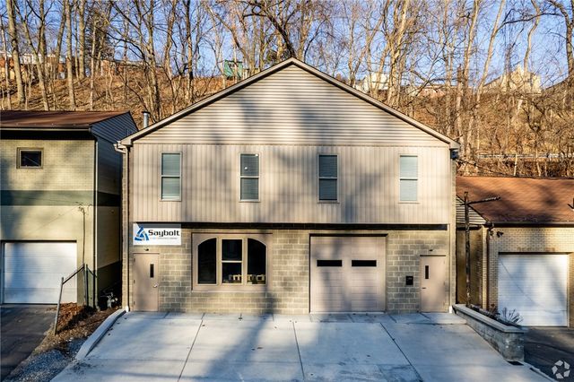 100 Mcneilly Rd, Baldwin Twp, PA 15226