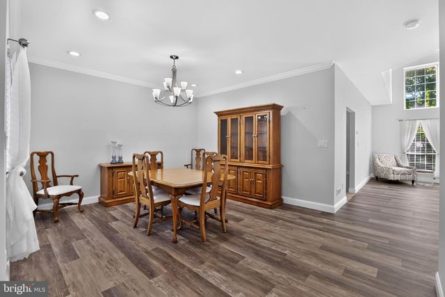 13 GRAND BANKS CIR, Evesham, NJ 08053