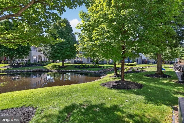 13 GRAND BANKS CIR, Evesham, NJ 08053