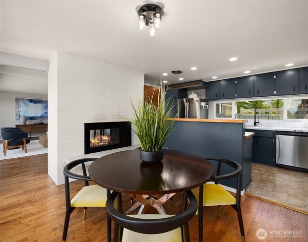 10737 3rd Avenue NW, Seattle, WA 98177