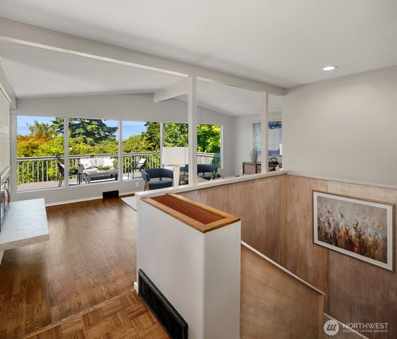 10737 3rd Avenue NW, Seattle, WA 98177