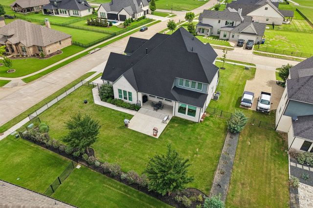 1701 Whispering Pines Lane, Gunter, TX 75058