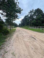 25688 York, New Caney, TX 77357