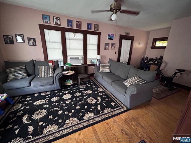 149 3rd Avenue, Hawthorne, NJ 07506