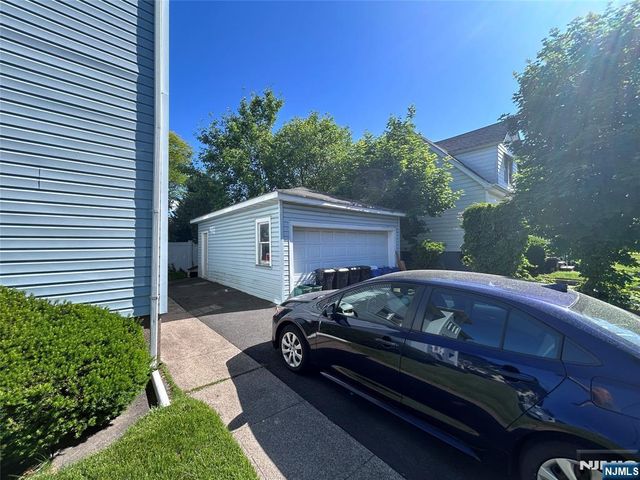 149 3rd Avenue, Hawthorne, NJ 07506