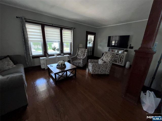 149 3rd Avenue, Hawthorne, NJ 07506