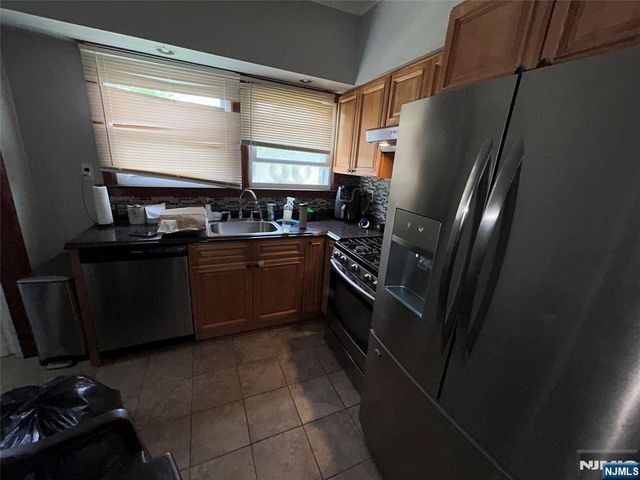 149 3rd Avenue, Hawthorne, NJ 07506