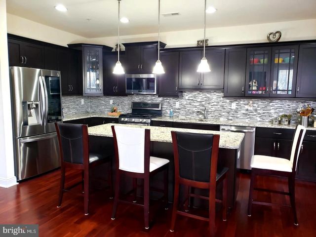 323 W BOULDER DR, Chalfont, PA 18914