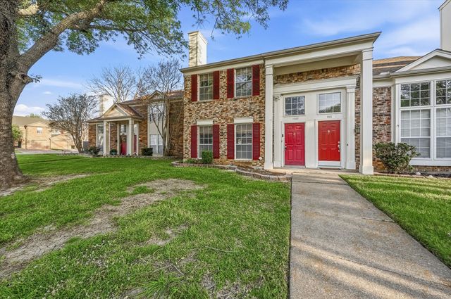 1509 Creek Bank Lane, Arlington, TX 76014