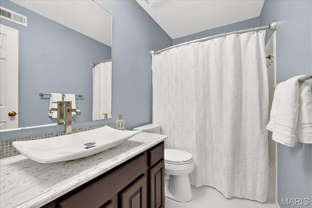 1034 Big Bend Station Drive, Valley Park, MO 63088