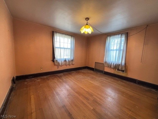 422 N Firestone Boulevard, Akron, OH 44301