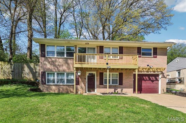 113 Mark Drive, Fairview Heights, IL 62208