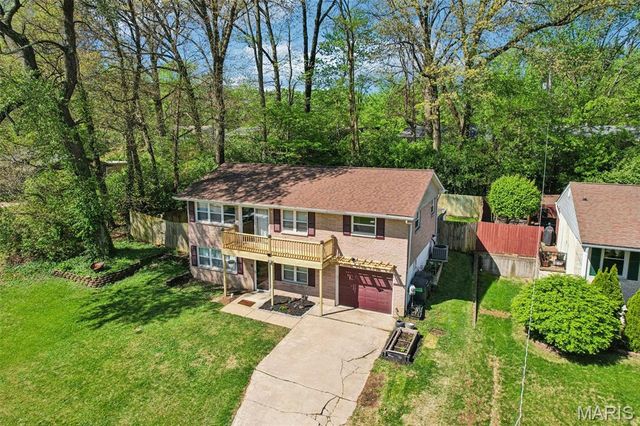 113 Mark Drive, Fairview Heights, IL 62208