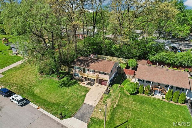 113 Mark Drive, Fairview Heights, IL 62208