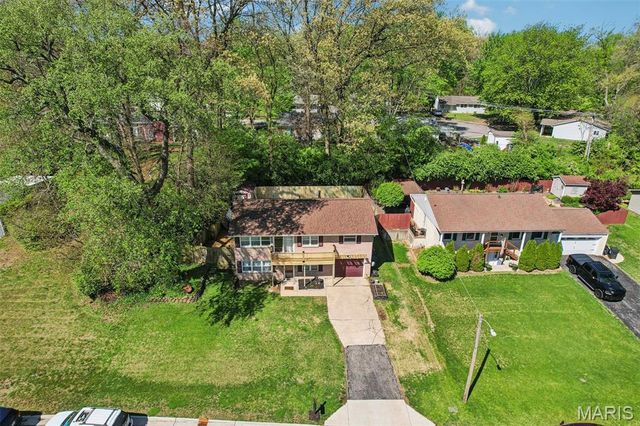 113 Mark Drive, Fairview Heights, IL 62208